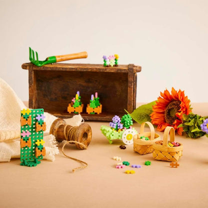 PLUS PLUS - Learn to Build - Floristería - 600 Piezas - Bloques de construcción, Juguetes educativos para niños, Viajes, Juguetes de Viaje, Fabricados en Dinamarca
