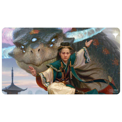 Ultra PRO - Tarkir Dragonstorm Shiko y Narset, Unified (Jeskai Striker Commander Deck) Tapete de juego para Magic: The Gathering | Tapete de mesa para juegos, accesorio de juego de cartas, tapete de