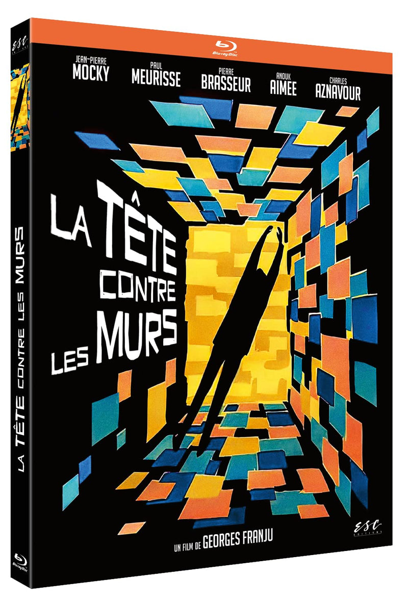 La tête contre les murs