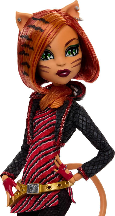 Monster High Boo-riginal Creeproduction Doll, Toralei Collectible Reproduction with Doll Stand, Diary, and Pet Saber-Tooth Tiger Sweet Fangs, HYV91