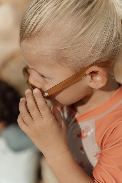 Little Dutch - Little Dutch Kinderzonnebril Wayfarer Almond