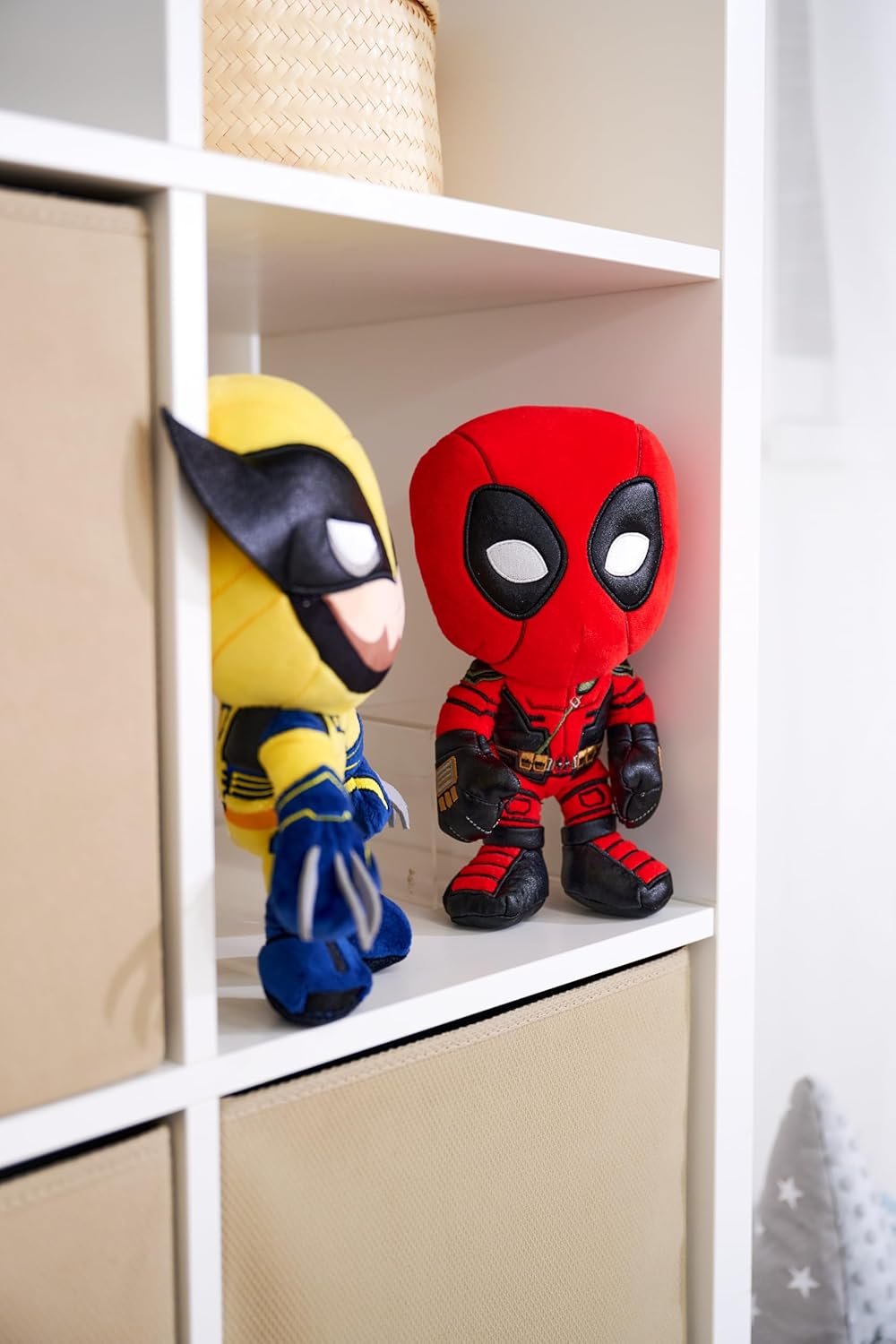 Simba MARVEL Deadpool plush figure 25cm medium size plush figure, from the MARVEL Studios Deadpool and Wolverine movie, toy for fans and collectors