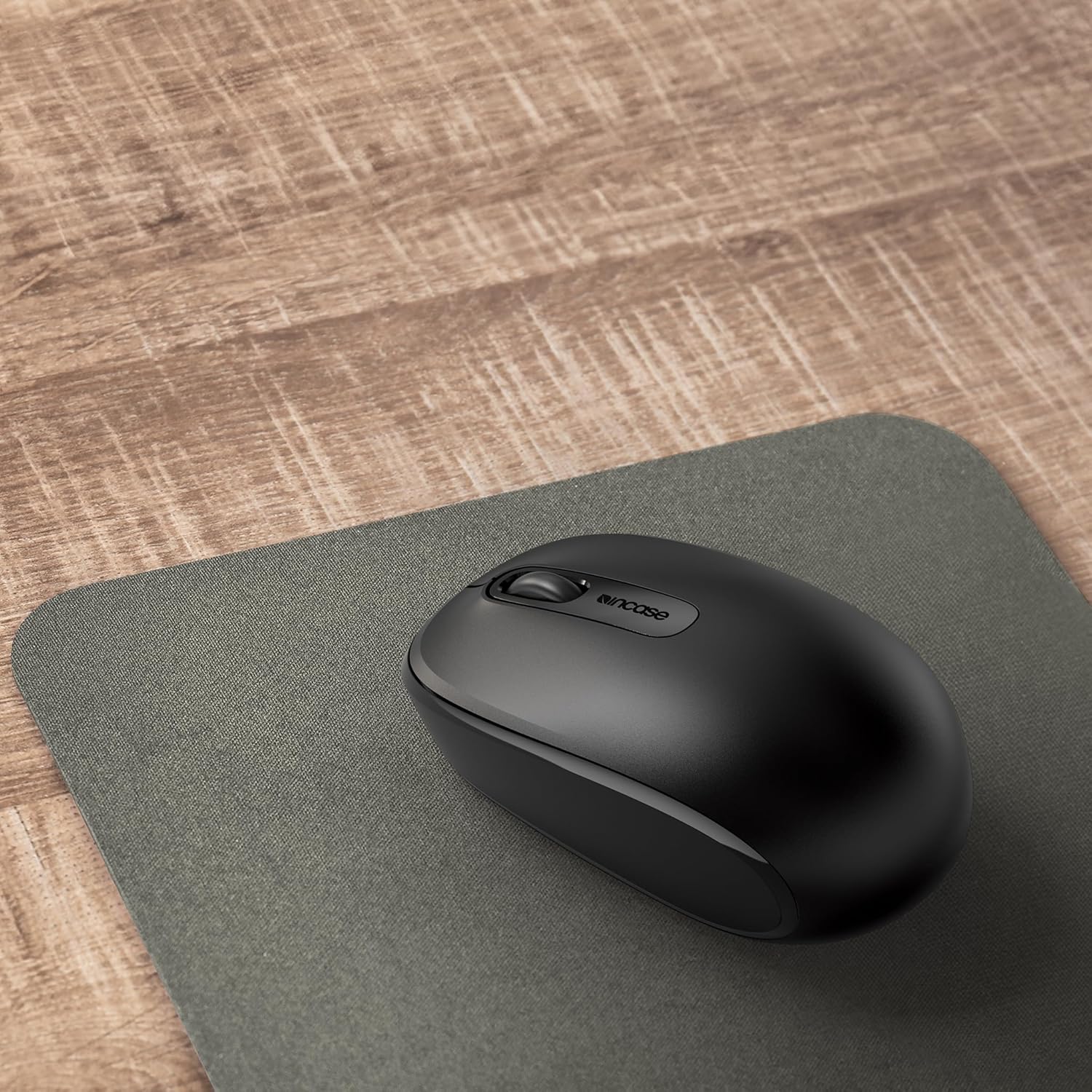 Incase Wireless Mobile Mouse 1850 – Designed by Microsoft – Compact, Comfortable, Right/Left Hand Use, 6-Month Battery Life, Nano Transceiver, Works with Mac/Windows 8/10/11