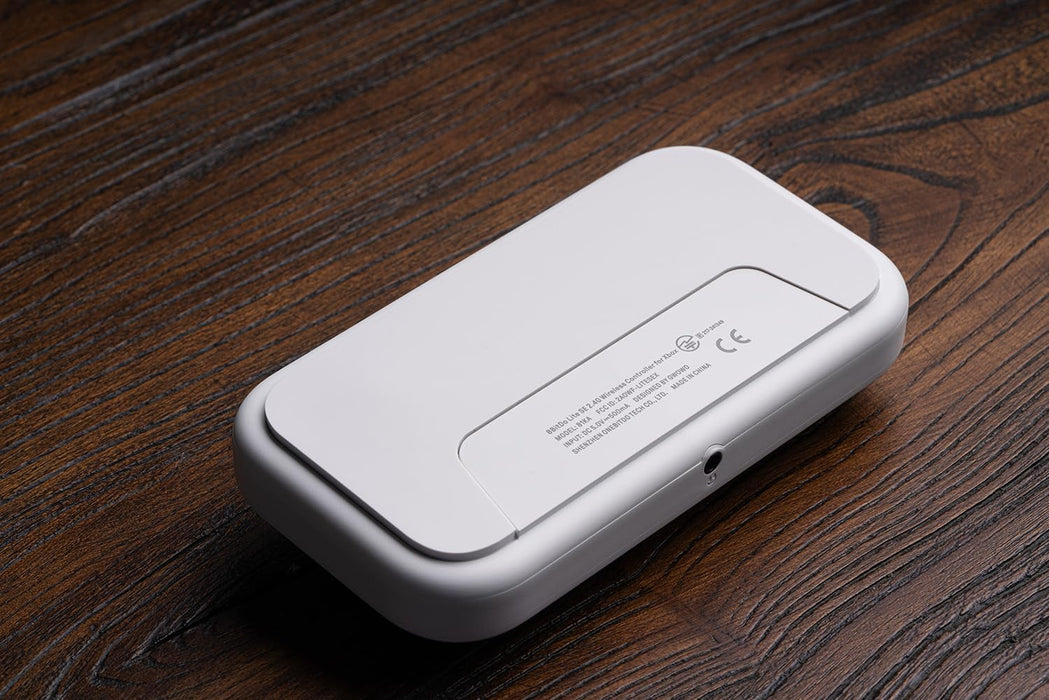 8Bitdo Lite SE 2.4G Wireless Controller for Xbox Series X|S, Xbox One, Windows 10/11, Gamepad with Hall Effect Joysticks, 3.5mm Audio Jack - Officially Licensed