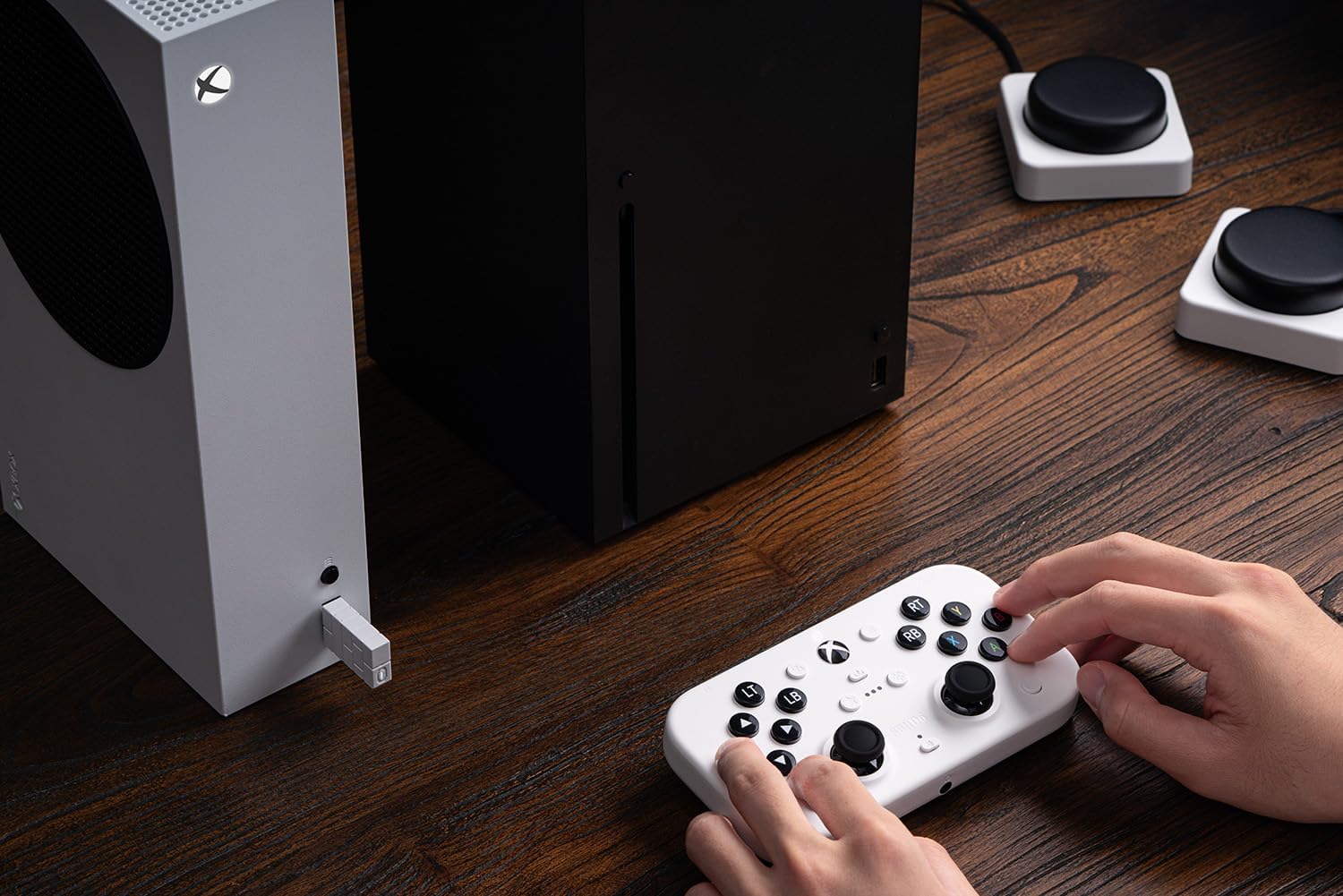8Bitdo Lite SE 2.4G Wireless Controller for Xbox Series X|S, Xbox One, Windows 10/11, Gamepad with Hall Effect Joysticks, 3.5mm Audio Jack - Officially Licensed