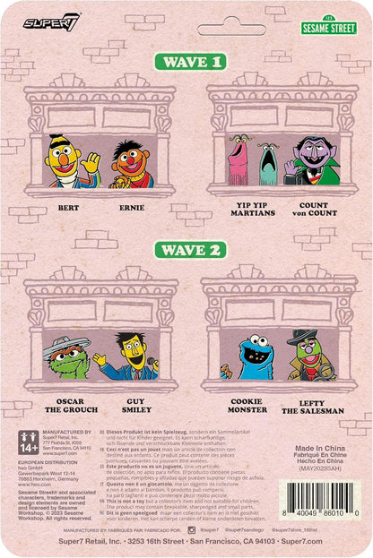Super7 Reaction Sesame Street Guy Smiley - Figura de acción de Plaza Sésamo de 3.75 pulgadas con accesorios coleccionables y juguetes retro