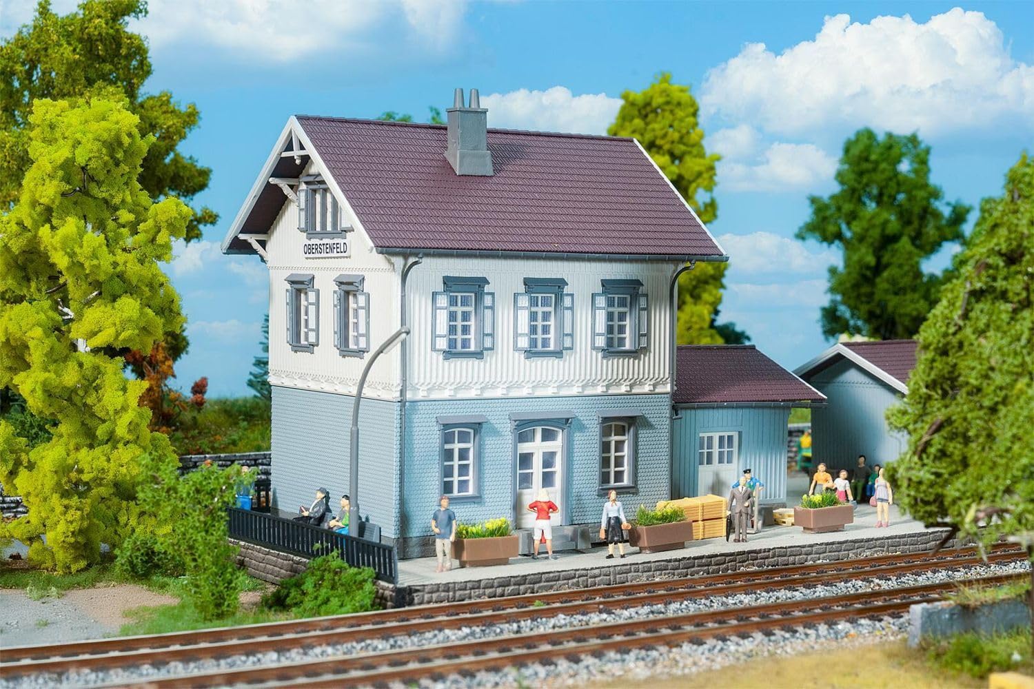 110138 H0 Station Oberstenfeld