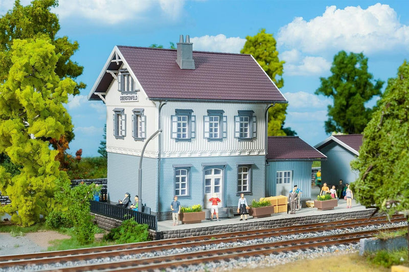 110138 H0 Station Oberstenfeld