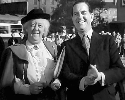 Blockade in London (Passport to Pimlico) / Originelle Komödie mit Margaret Rutherford (bekannt als „Miss Marple“) (Pidax Film-Klassiker