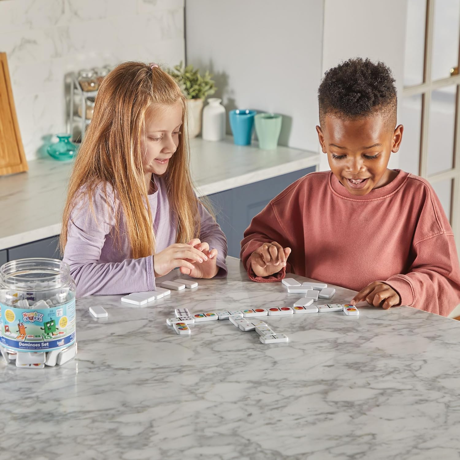 Learning Resources Numberblocks Wiederverwendbare Dominosteine, 112 Dominosteine mit Aufbewahrungsbox, Lernspielzeug zum Erlernen von Zahlen und Formen, Geschenk für Jungen und Mädchen ab 3 4 + Jahren