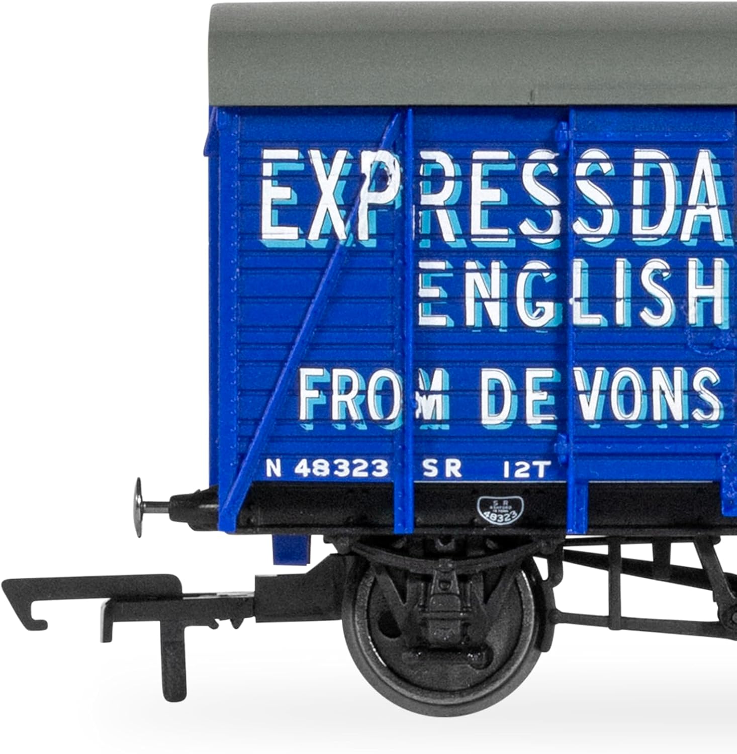 Hornby R60279 SR Express Dairies Box Van 48323 Freight Wagons