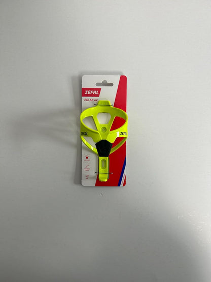 ZEFAL Pulse A2 Portabidon Bicicleta - Portabidones Bicicleta MTB y Bicicleta de Carretera - Soporte Botella Bicicleta Fabricado en Francia - Porta Botellas para Bicicleta Ligera - 26g - Amarillo Neón