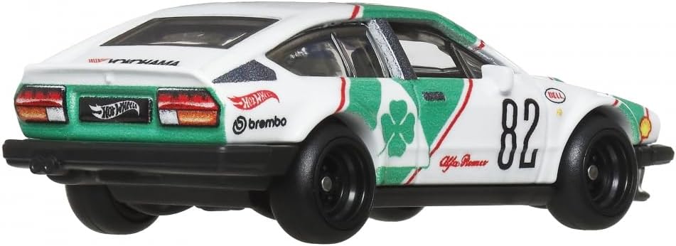 Hot Wheels JBL16 Boulevard Alfa Romeo GTV6 3.0 Vehicle Toy, Mini Car, 3 Years Old and Up, Green