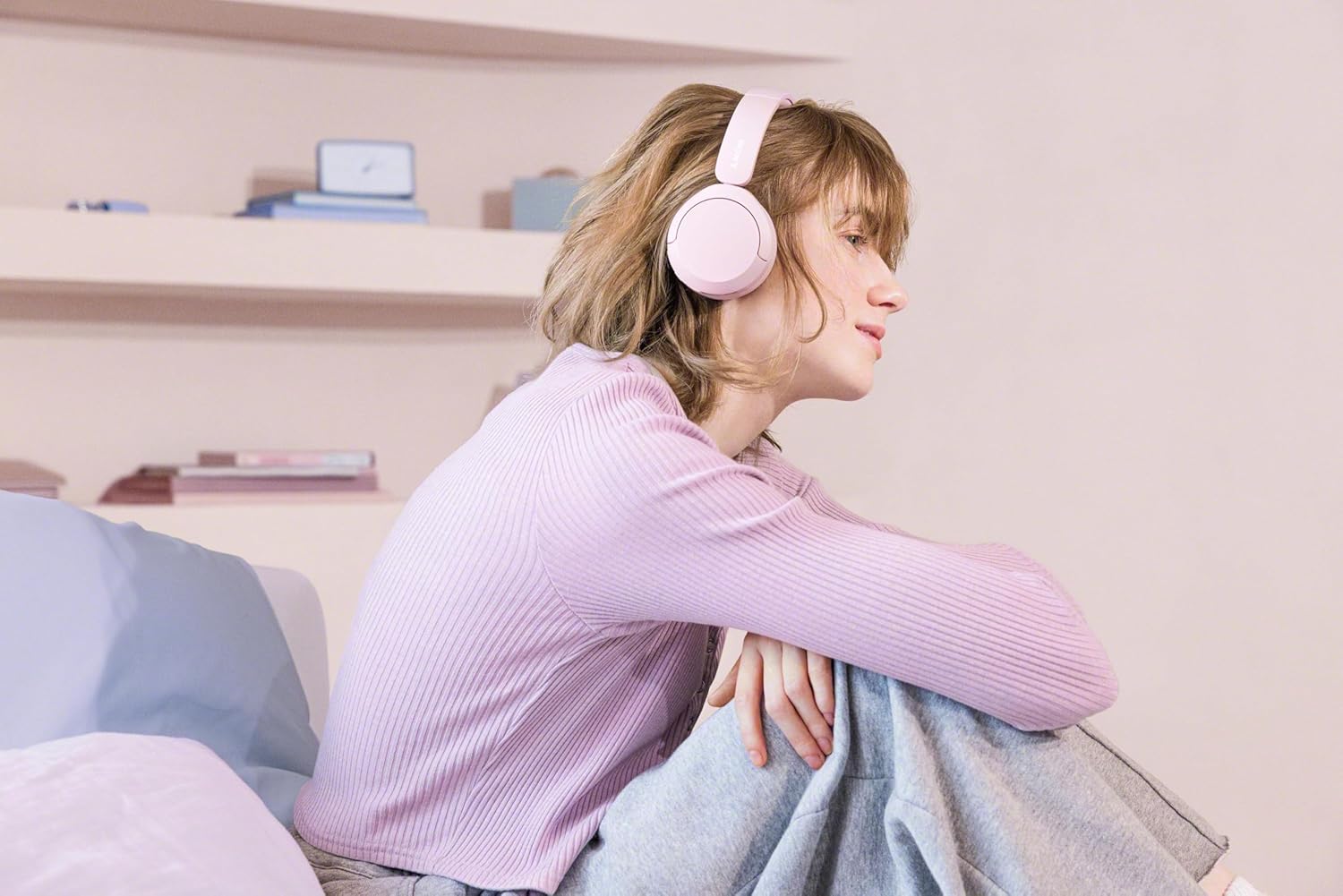 Sony WH-CH520 Wireless Bluetooth On-Ear Headphones, Sound, Lightweight Design, Up to 50hr Battery Life, Quick Charge, EQ, Clear Call Quality, iOS & Android