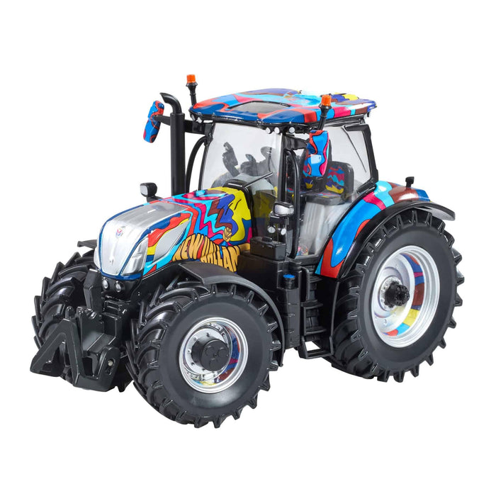 Britains New Holland T7.300 Tractor 60th Anniversary Limited Edition/Toys