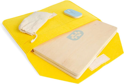 Bigjigs Toys Tech Set - 95 piezas de juguete de madera para laptop con pantalla de pizarra, juegos de simulación y accesorios para niños pequeños y niños, actividad de aprendizaje preescolar, regalos