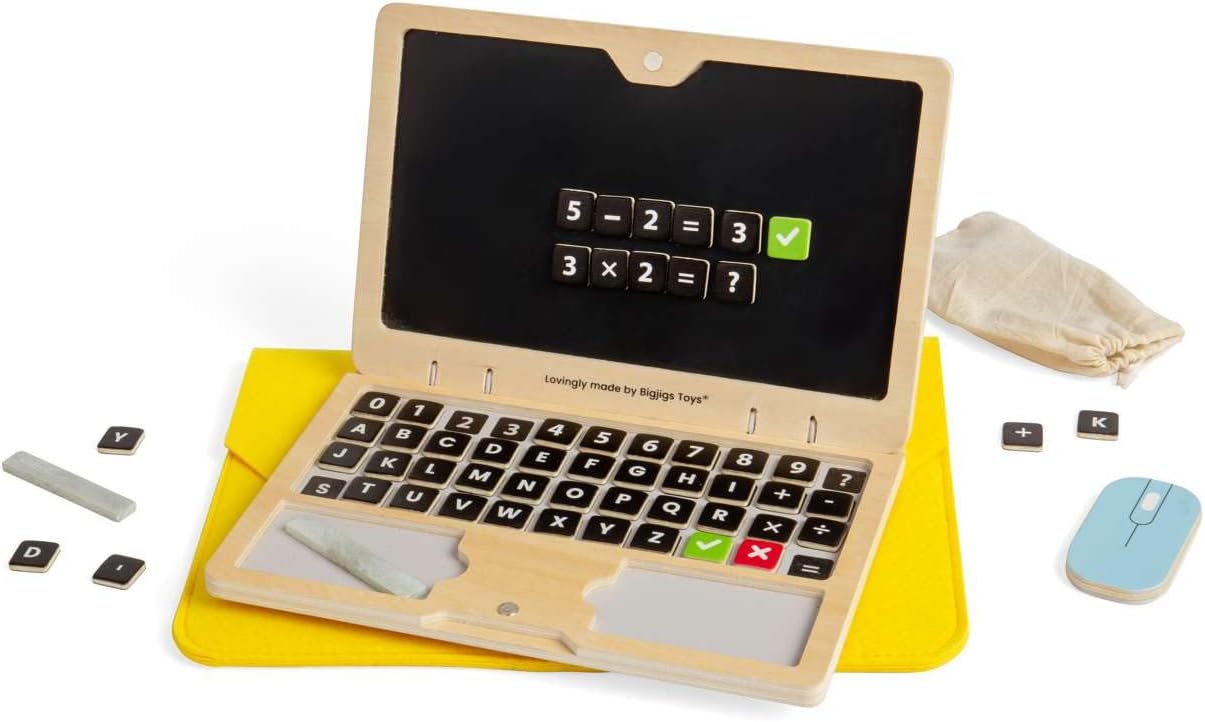Bigjigs Toys Tech Set - 95 piezas de juguete de madera para laptop con pantalla de pizarra, juegos de simulación y accesorios para niños pequeños y niños, actividad de aprendizaje preescolar, regalos