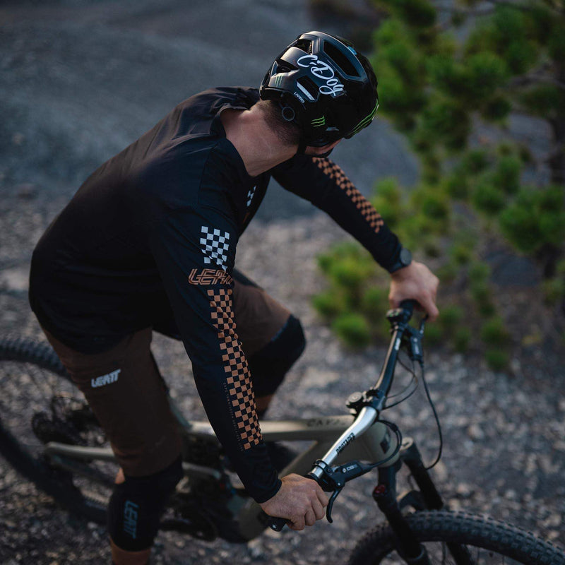 Leatt Men's Maglia MTB Enduro 4.0 Elastica a Maniche Lunghe Enduro 4.0 Long Sleeve Stretch MTB Jersey