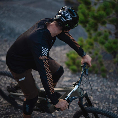 Leatt Men's Maglia MTB Enduro 4.0 Elastica a Maniche Lunghe Enduro 4.0 Long Sleeve Stretch MTB Jersey
