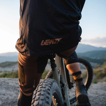 Leatt Men's Maglia MTB Enduro 4.0 Elastica a Maniche Lunghe Enduro 4.0 Long Sleeve Stretch MTB Jersey