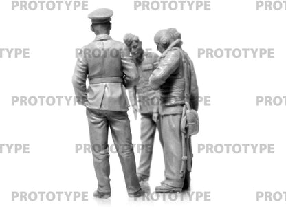 ICM 1:32 - WWII RAF Cadets (New Molds)