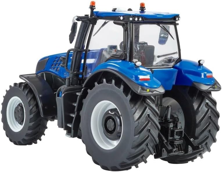 Britains New Holland T8.435 Genesis 43339, Collectable Tractor Accessory, Compatible with 1:32 Scale Farm Animals and Toys, Suitable For Collectors And Kids - 3 Years And Up, Multicolor New Holland T8
