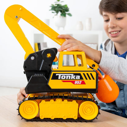 Basic Fun Tonka Steel Wrecking Ball, Durable Real Steel Construction, Yellow Demolition Toy with Realistic Action, Ages 3+ for Boys and Girls, Ideal for Kids, Toddlers