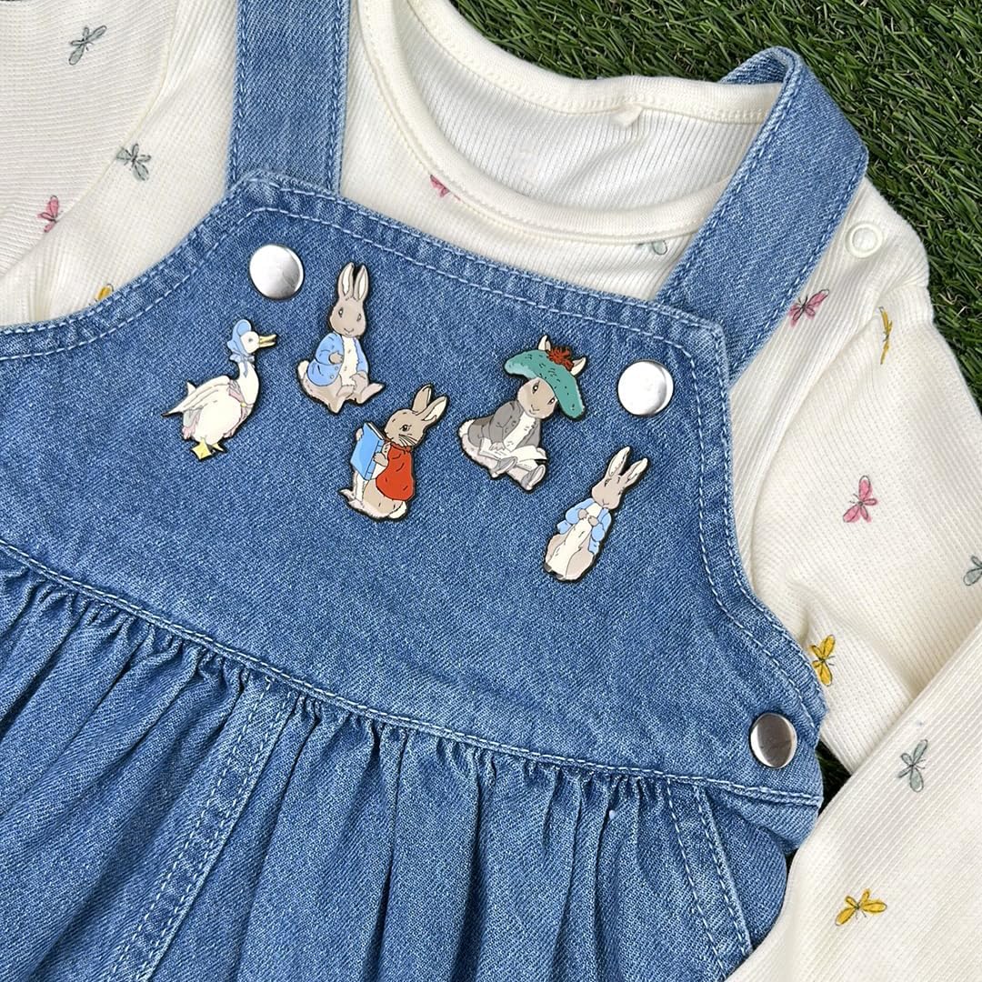 Flopsy Enamel Pin Badge | Official Merchandise from Beatrix Potter's The Tale of Peter Rabbit