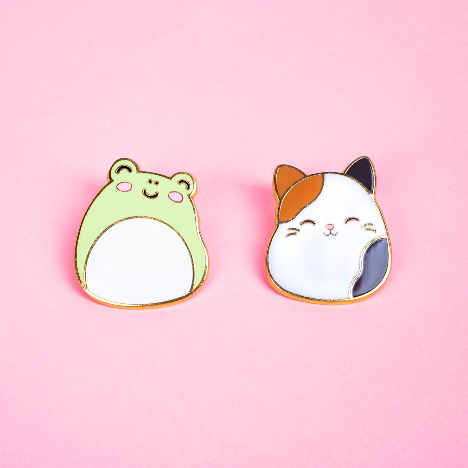 Squishmallows - Pin Badges X 2 Cam & Wendy - Compact Size