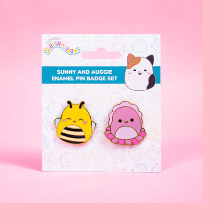 Fizz Creations Squishmallows Sunny & Auggie Metal & Enamel Pin Badges Set van twee pinnen. Sunny the Bee en Auggie de Inktvis. Officieel gelicenseerd., Eén maat, Emaille