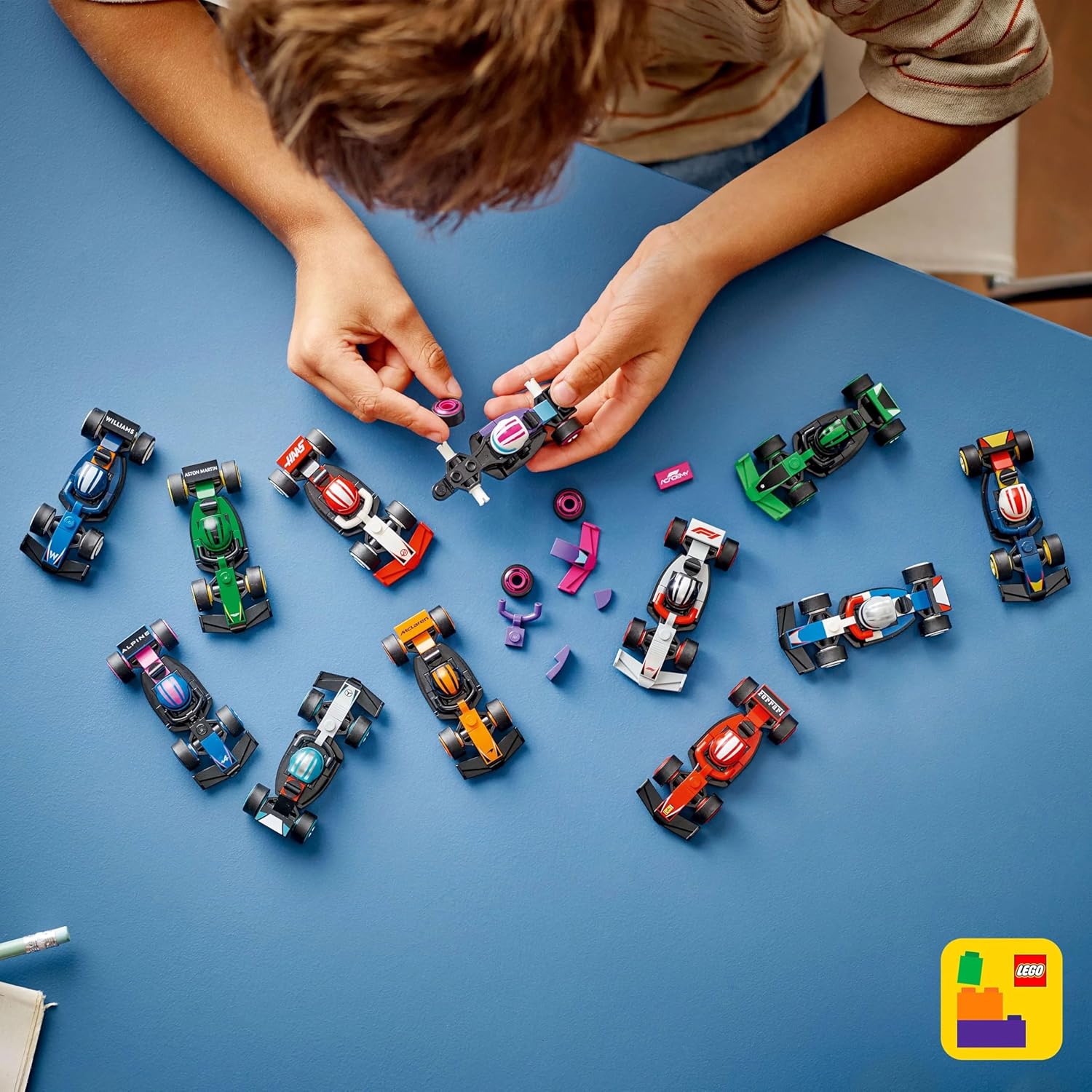 Lego - F1 Racecar Collectable ( 71049 )