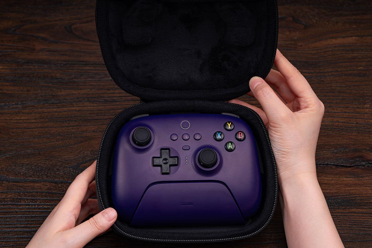 8Bitdo Classic Controller Travel Case Ultimate Controller with Charging Dock (Travel Case Only!