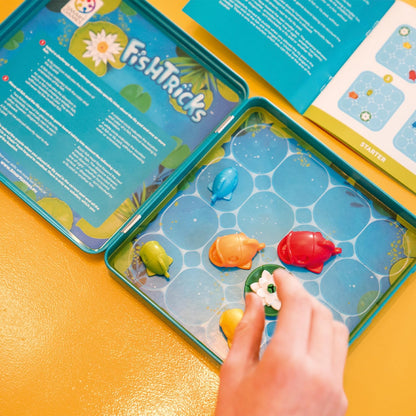 SmartGames - Fishtricks | Kids Puzzles 48 Challenges | Kids Games 7 Years or Over | Educational Games Kids 7 Years Or Over | Multi-Level Board Game