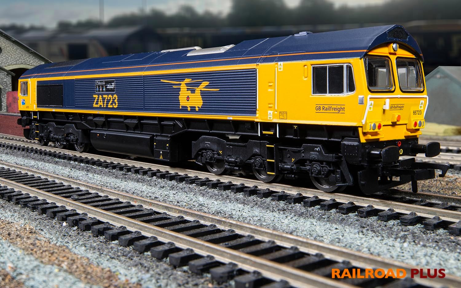 Hornby R30429 RailRoad Plus GBRf Class 66 Chinook 6672300 gauge