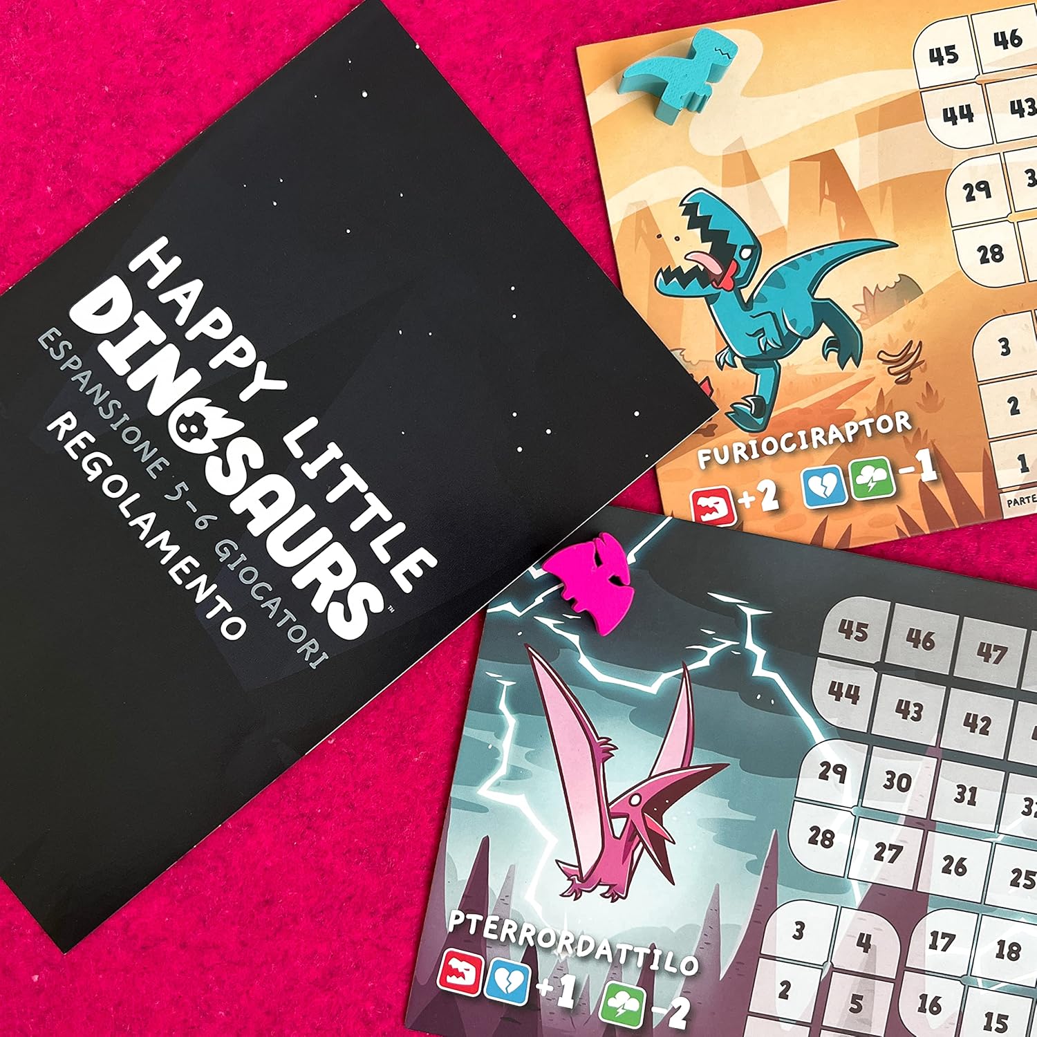 Asmodee - Happy Little Dinosaurs, Gioco da Tavolo, 2-4 Giocatori, 8+ Anni, Edizione In Italiano & Happy Little Dinosaurs: Espansione 5-6 Giocatori - Espansione Gioco da Tavolo, 2-6 Giocatori, 8+ Anni