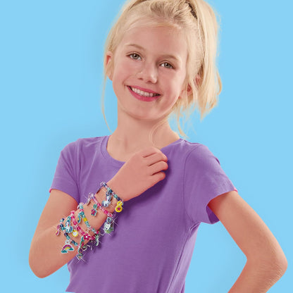 SES Creative 14747 Puffy Sticker Armbanden - Creatieve knutselset voor kinderen vanaf 5 jaar - Maak trendy armbanden met 60 gezwollen glitterstickers om 30 unieke bedels te maken