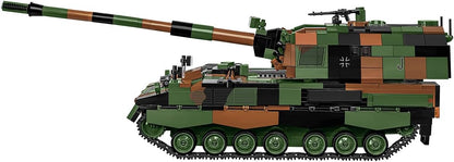 COBI Panzerhaubitze 2000, 13.58" x 4.33" x 4.33", Green