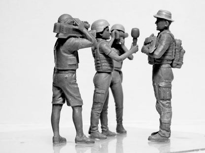 ICM 1:35 - Journalists in War (4 Figures
