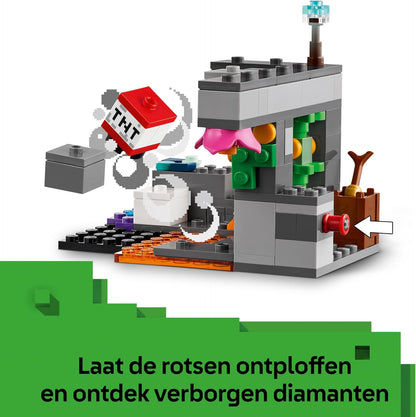 LEGO Minecraft L’Incontro con il Sorvegliante - Giocattolo con Minifigure del Ranger Silente e Mob Snodabile - Funzione TNT per Caduta Massi - Regalo per Bambini da 7+ Anni Fan dei Videogiochi - 21274