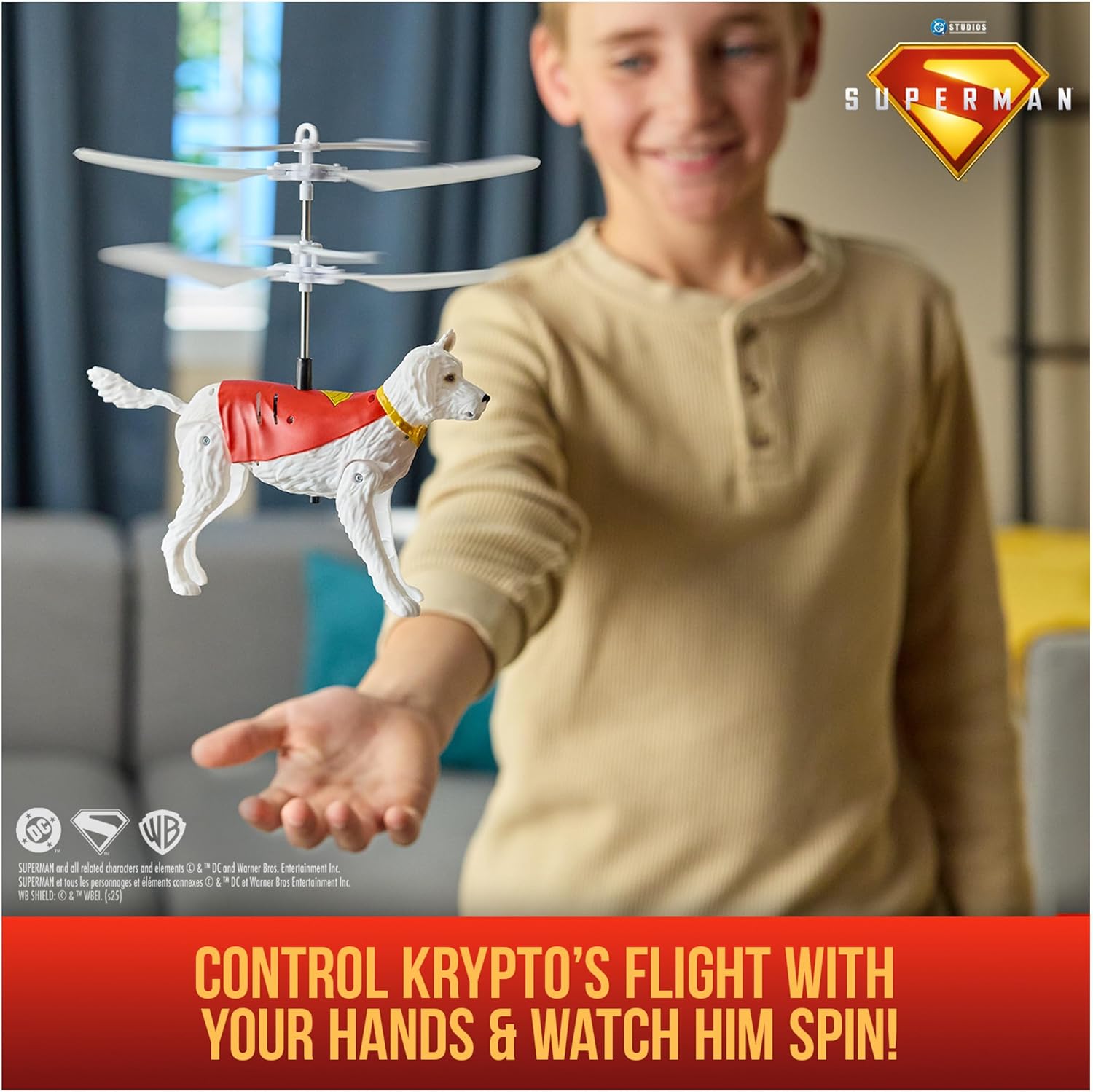 DC Comics, Superman Up in the Sky! Flying Krypto, op afstand bestuurbaar speelgoed, 19 cm grote zwevende superhond