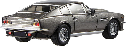 Hot Wheels Premium Aston Martin, 1:43rd Scale Vehicle, Officially Licensed Replicas for Adult Collectors, Real Riders Tires, Metal/Metal Body & Chassis, HWT12