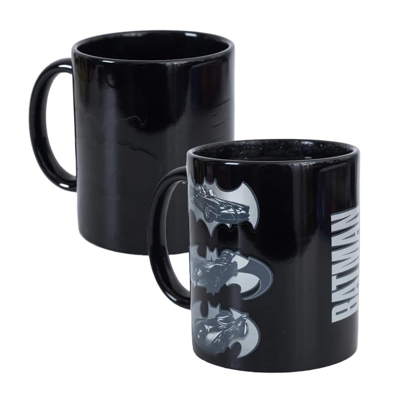 Pyramid International Batman Heat Change Mug – Official Batman Ceramic Mug with Heat-Activated Design, Iconic Batman Logo Appears with Heat, Ceramic, for Fans, Great for Home or Office Use