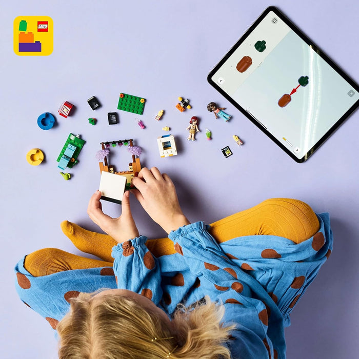 LEGO Friends Friendship Movie Night Toy for 6+ Year Old Girls - incl. 2 Mini Dolls, a Screen and a Light Brick Projector - Creative Building Set - 42642