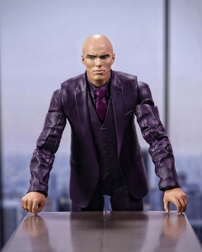 McFarlane Toys - DC Multiverse Lex Luthor y Baby Kaiju (película de Superman) Figura de acción de 7 pulgadas (edición teatral de lujo