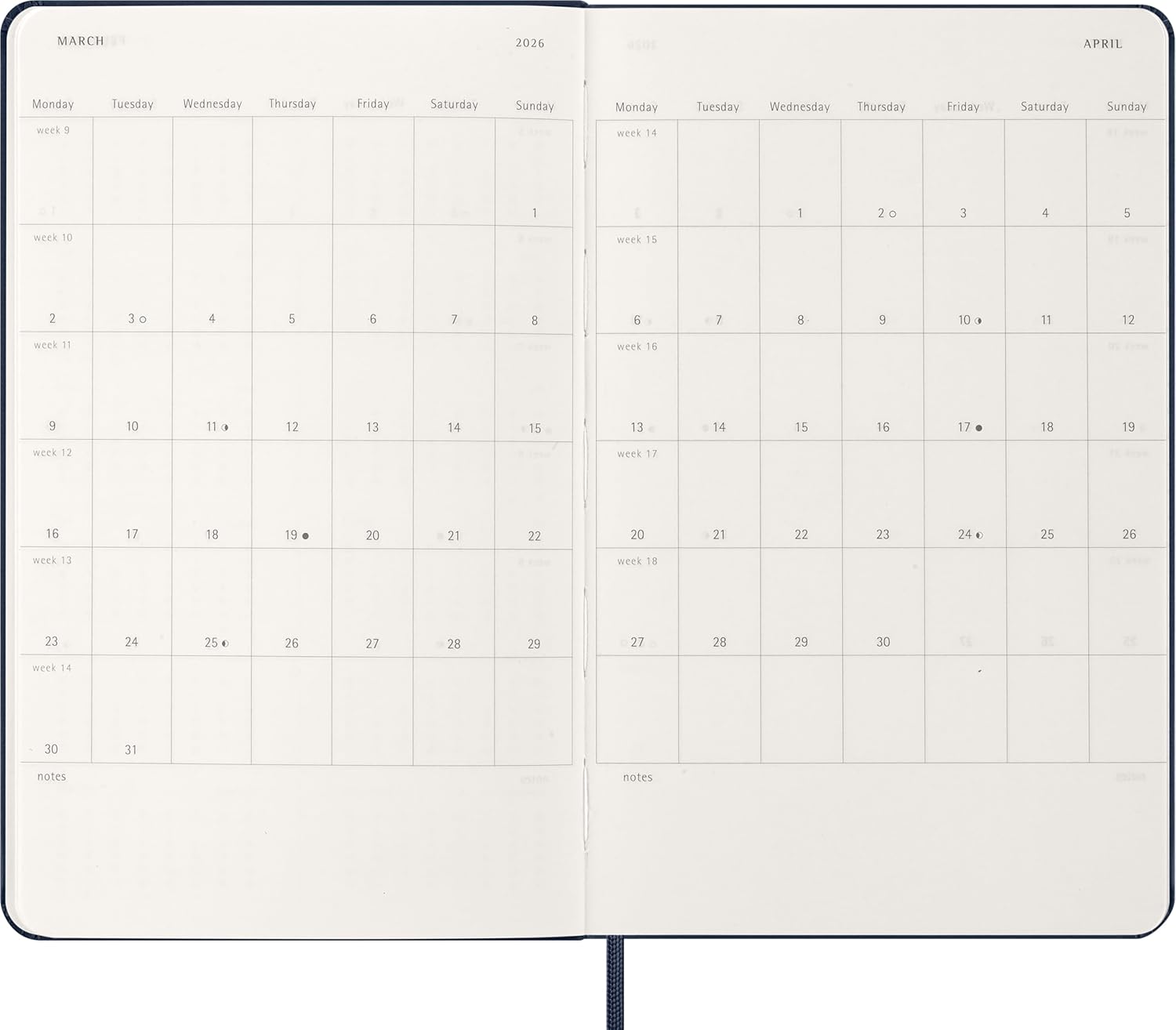 Moleskine Daily Planner, Daily Agenda 2026 12 Months, With Hard Cover and Elastic Closure, Large Format 13x21, Blue Color