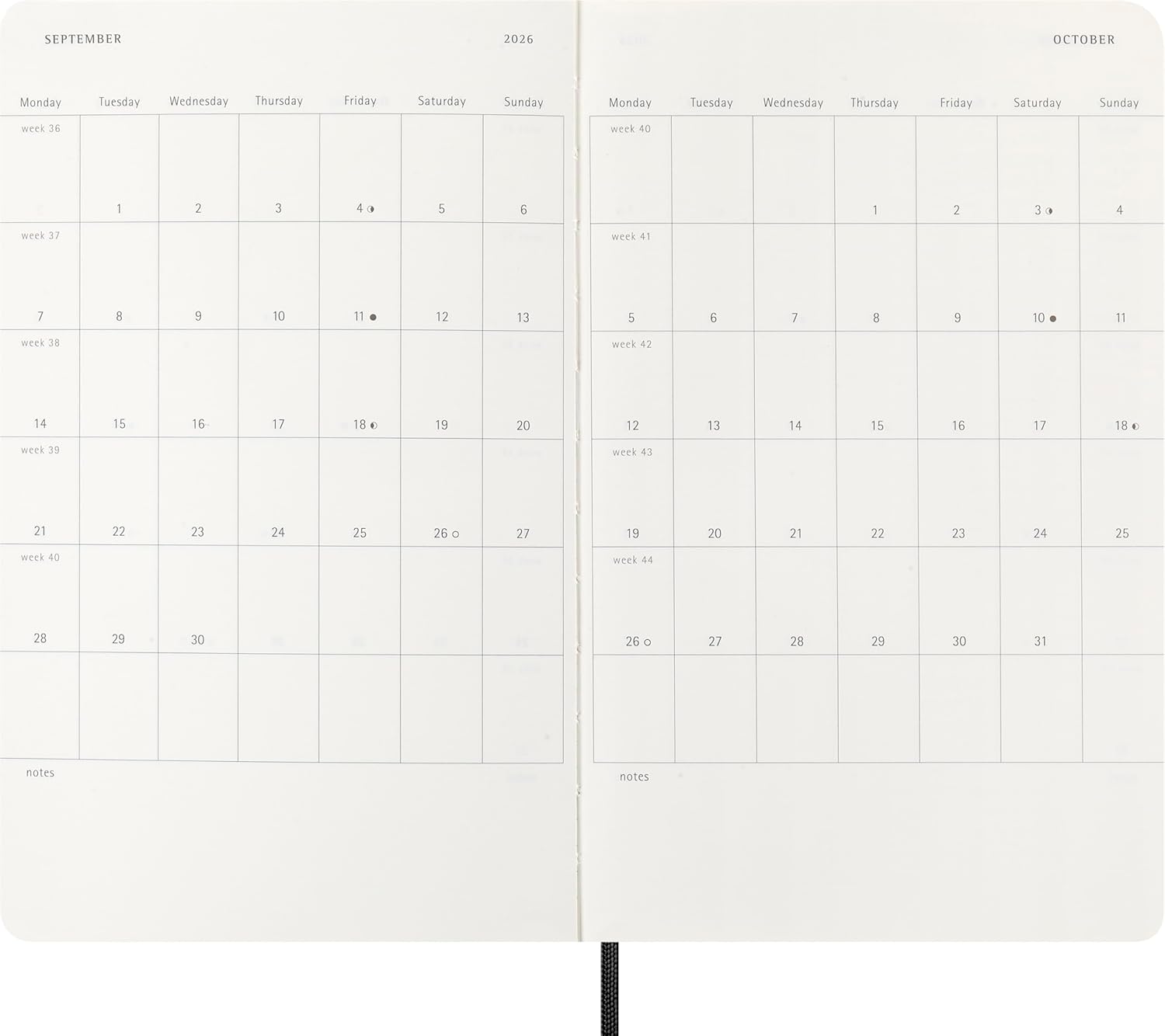 Moleskine Daily Planner, Daily Agenda 2026 12 Months, With Soft Cover and Elastic Closure, Large Format 13x21, Black Color