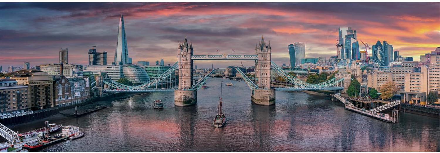 Across The River Thames HQC - Panorama (1000 Stukjes)