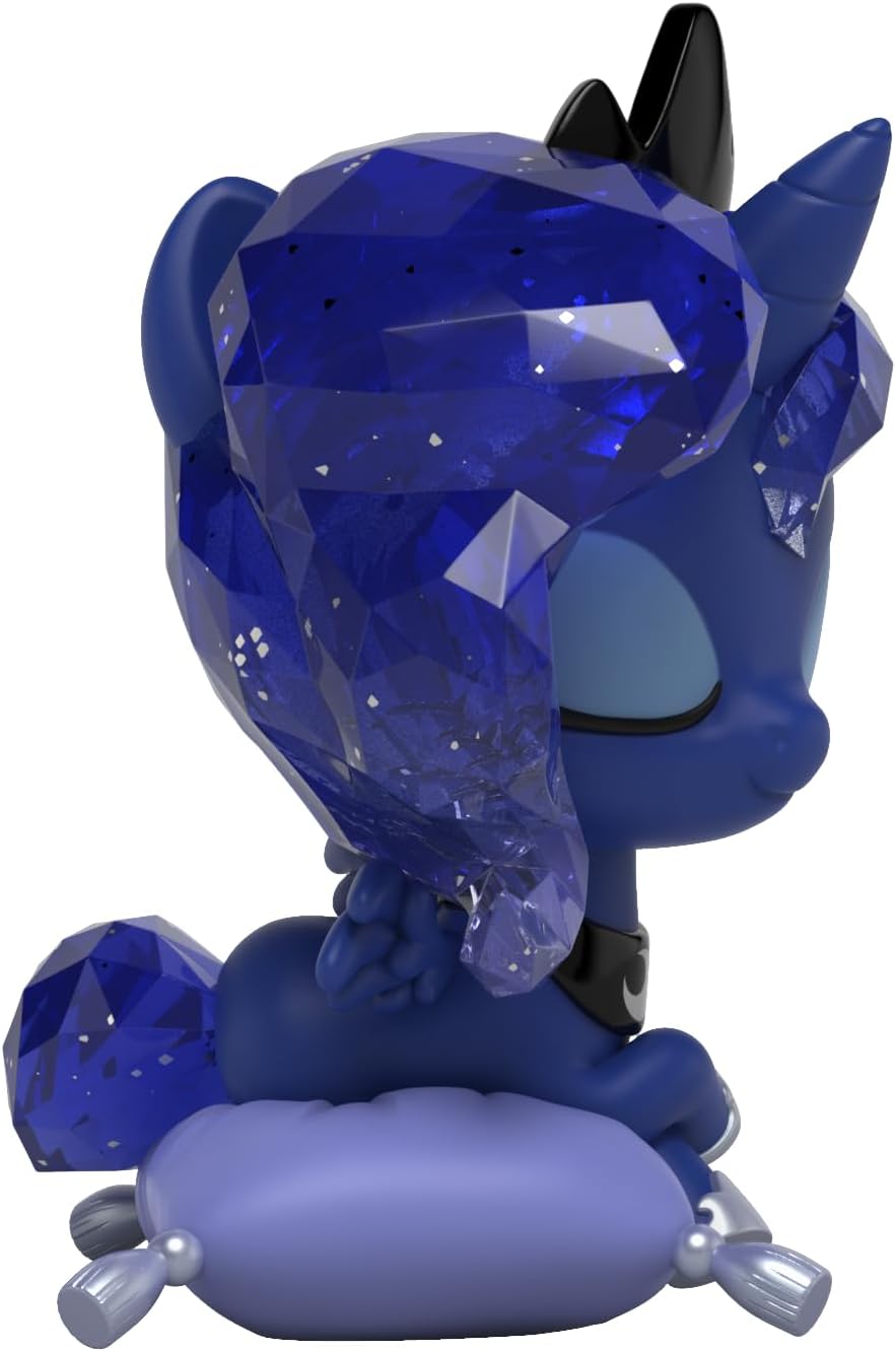 Mighty Jaxx My Little Pony Kwistal Fwenz: Princess Memories | Princess Luna | Figura da collezione in vinile da 6 pollici