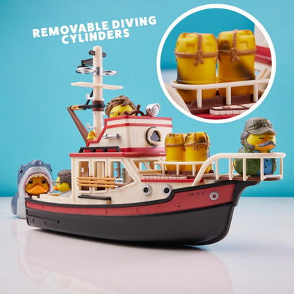 TUBBZ Jaws Floating Orca Boat Model Collectible Bundle Bath Playset – Comprend Bruce le requin et Mini Quint, Hooper et Brody Duck Figurines