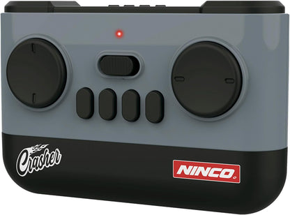 Ninco - Crasher op afstand bestuurde auto met licht, 3 snelheden en wanneer het een obstakel raakt, vliegen motorkap en deuren in de lucht. Werkt op batterijen. Vanaf 6 jaar (NH93194